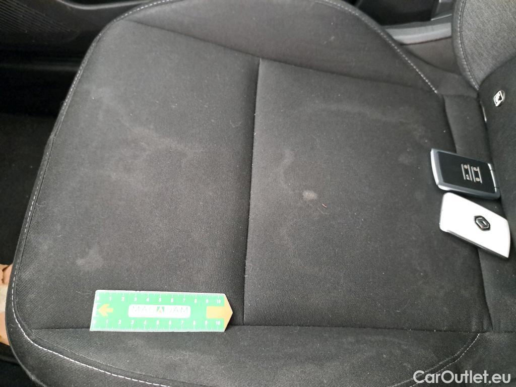  Renault  Captur  II Business 1.5 dCi 115CV BVA7 E6dT #41