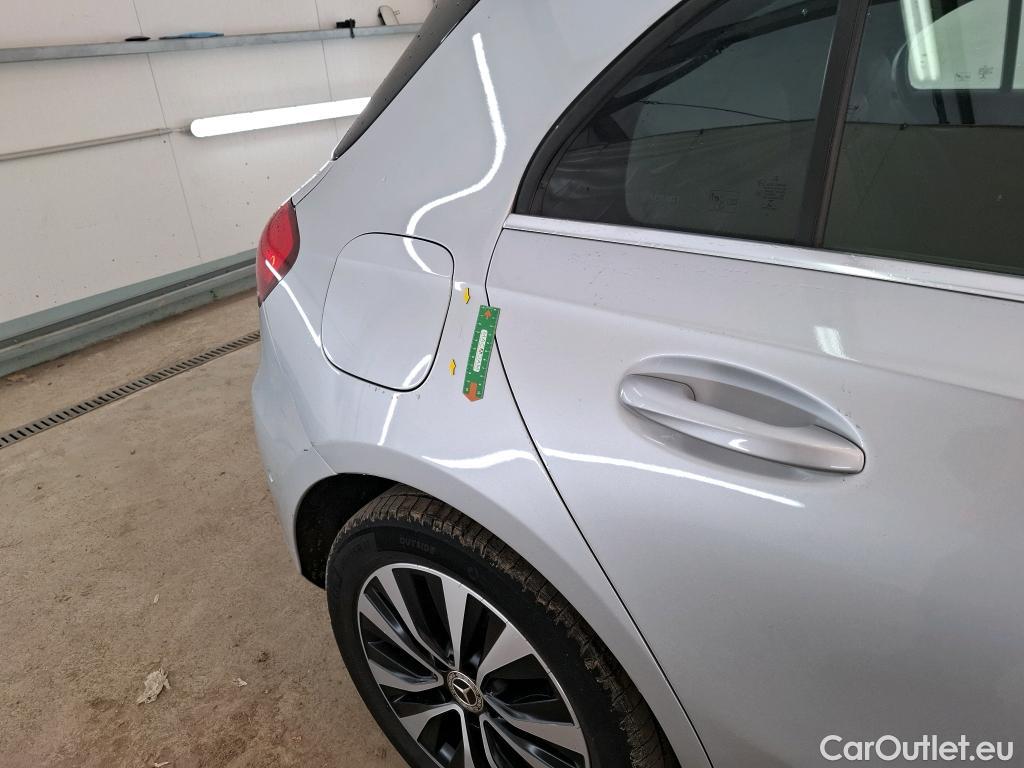  Mercedes  A-Klasse MERCEDES-BENZ Classe A Compact / 2018 / 5P / Berline A 250 e Business Line 8G-DCT #3