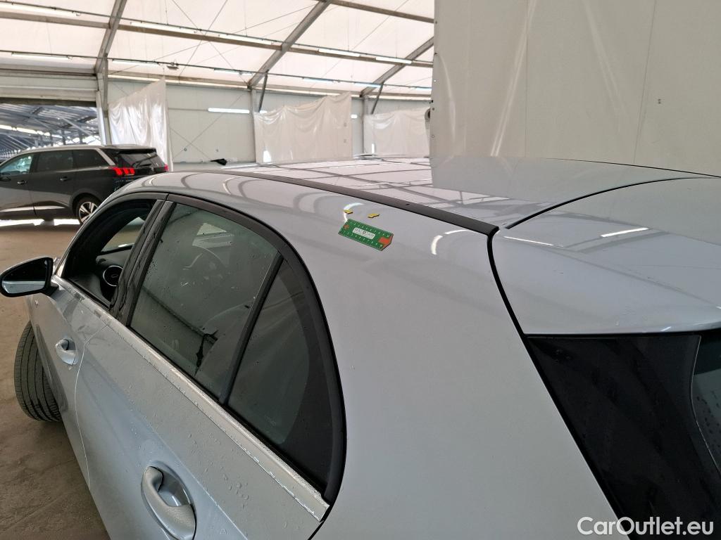  Mercedes  A-Klasse MERCEDES-BENZ Classe A Compact / 2018 / 5P / Berline A 250 e Business Line 8G-DCT #22