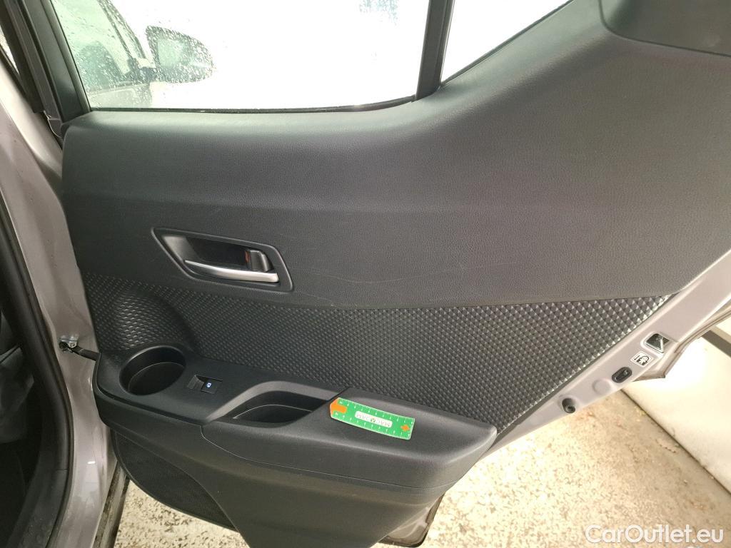  Toyota  C-HR TOYOTA  5p SUV 1.8 HYBRIDE 122 DYNAMIC BUSINESS #9