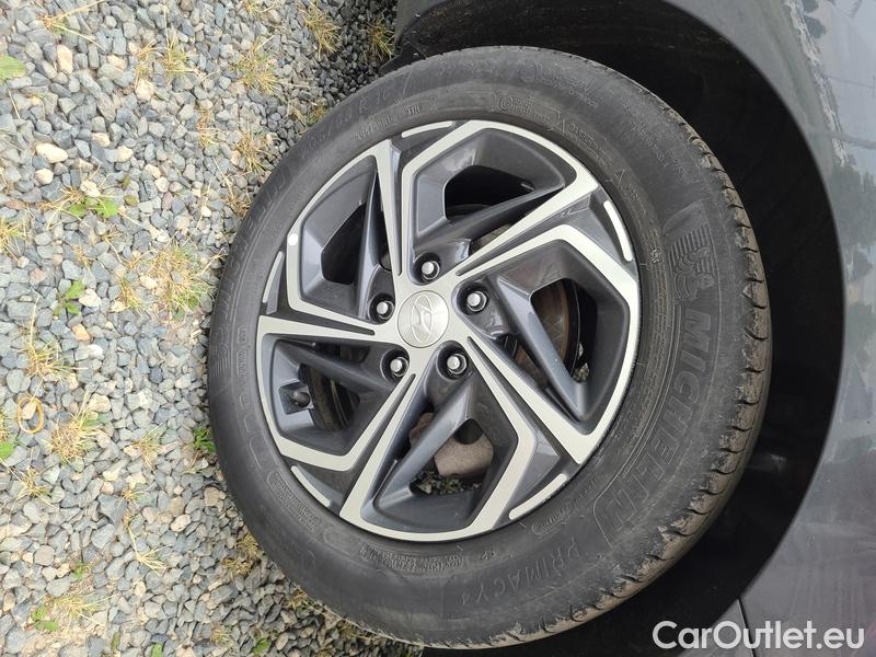  Hyundai  i30  (PD)(01.2017  ->)  kom.1.0TGDI 120 Comfort #4