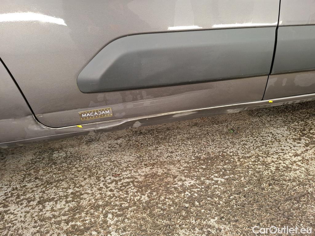  Citroen  Berlingo  Fourgon Club XL 950 1.5 BlueHDi 100CV BVM5 E6dT #1