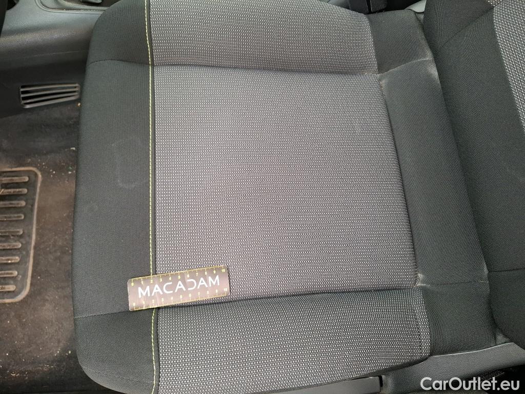  Citroen  C3  Société Feel Nav 1.2 PureTech 80CV BVM5 E6 #12