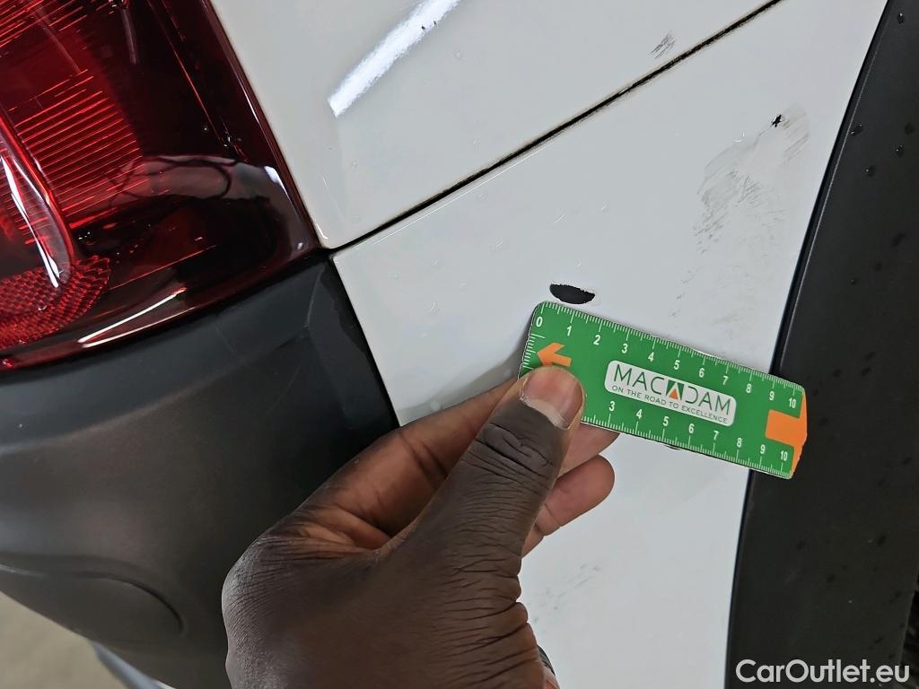  Citroen  C4 Cactus  Feel Business Société 1.6 BlueHDi 100CV BVA6 E6 #51