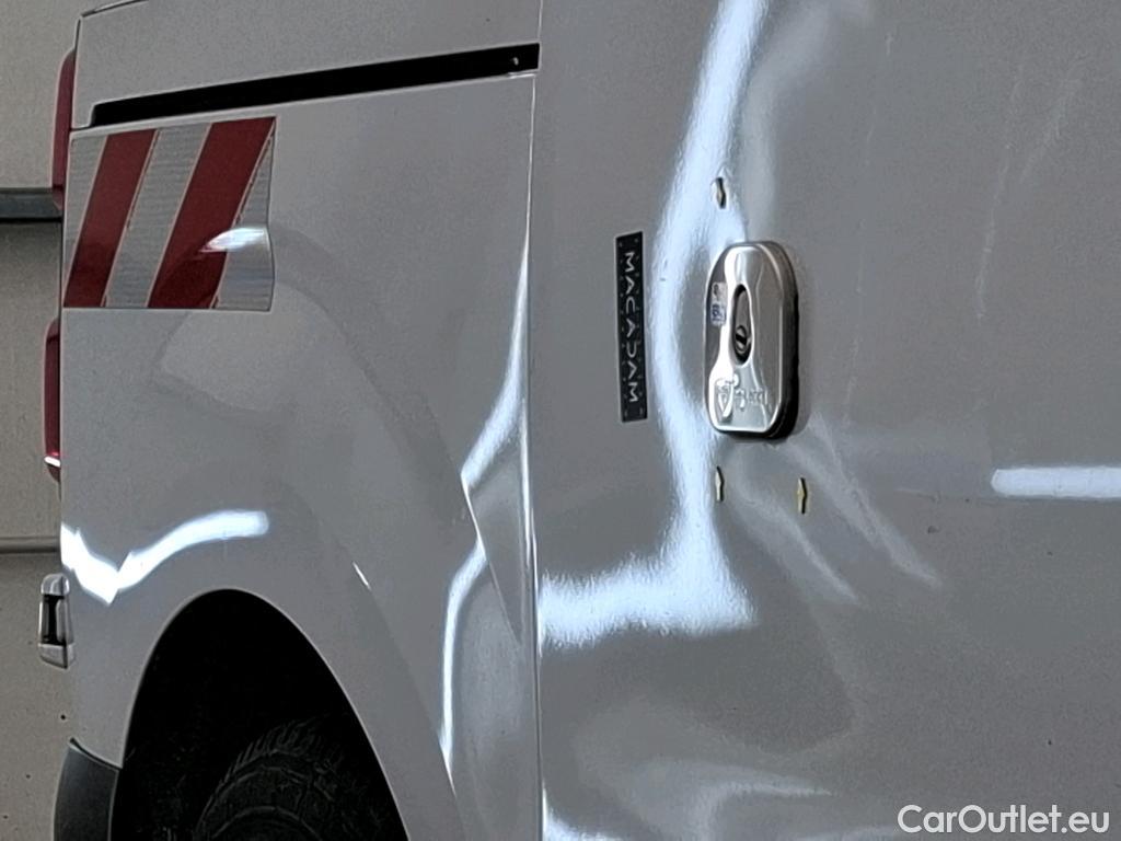 Citroen  Jumpy CITROEN E- / 2016 / 4P / Fourgon tôlé Taille M 136ch 50kWh Club #13