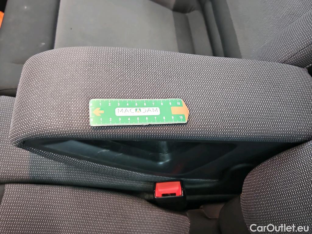  Citroen  C4 Cactus  Feel Business Société 1.6 BlueHDi 100CV BVA6 E6 #33