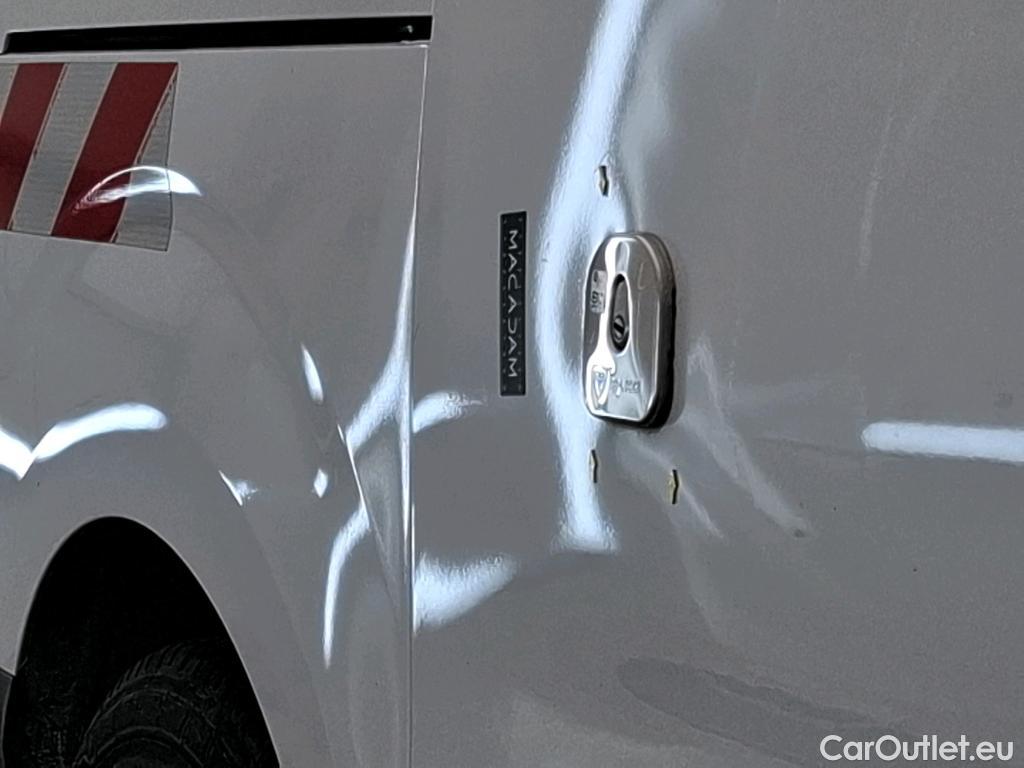  Citroen  Jumpy CITROEN E- / 2016 / 4P / Fourgon tôlé Taille M 136ch 50kWh Club #9