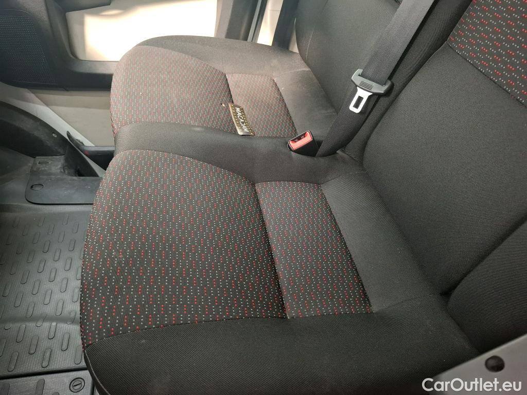  Citroen  Jumper CITROEN - VU 4p VNA 33 L2H2 e-HDI 130 Business fourgon tôlé #1