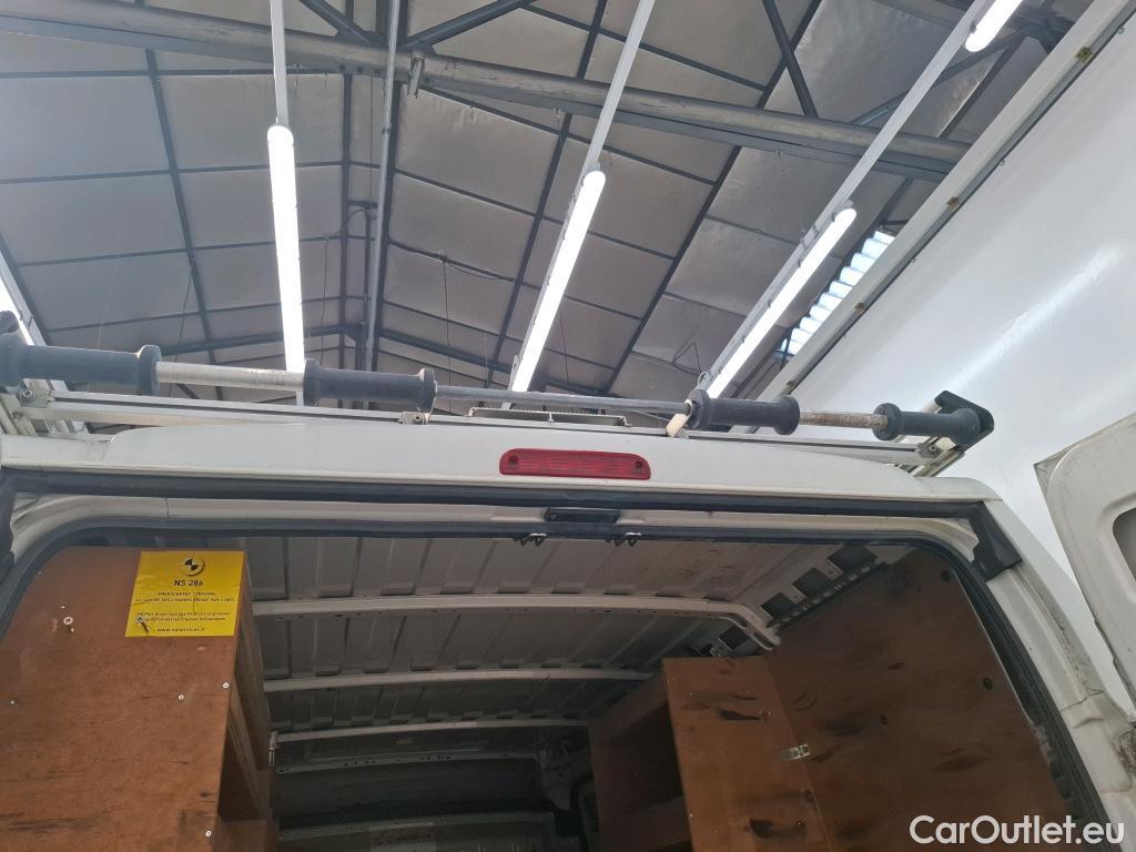  Citroen  Jumper CITROEN - VU 4p VNA 33 L2H2 e-HDI 130 Business fourgon tôlé #97