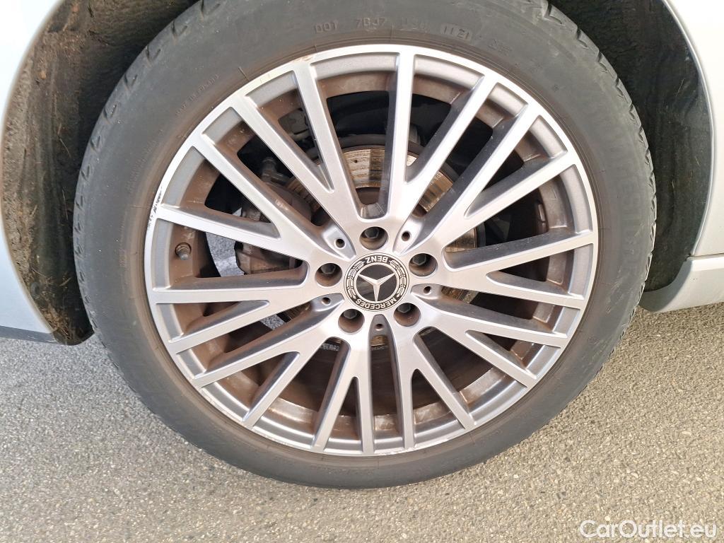  Mercedes  CLA-Klasse MERCEDES-BENZ CLA Coupe  2019  4P  Coupé CLA 180 d Business Line BA8 #38
