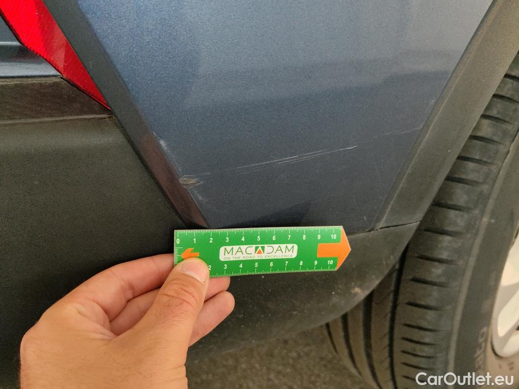  Ford  Kuga FORD  / 2019 / 5P / SUV 2.5 190 hybrid Flexifuel Pshift Titanium #7