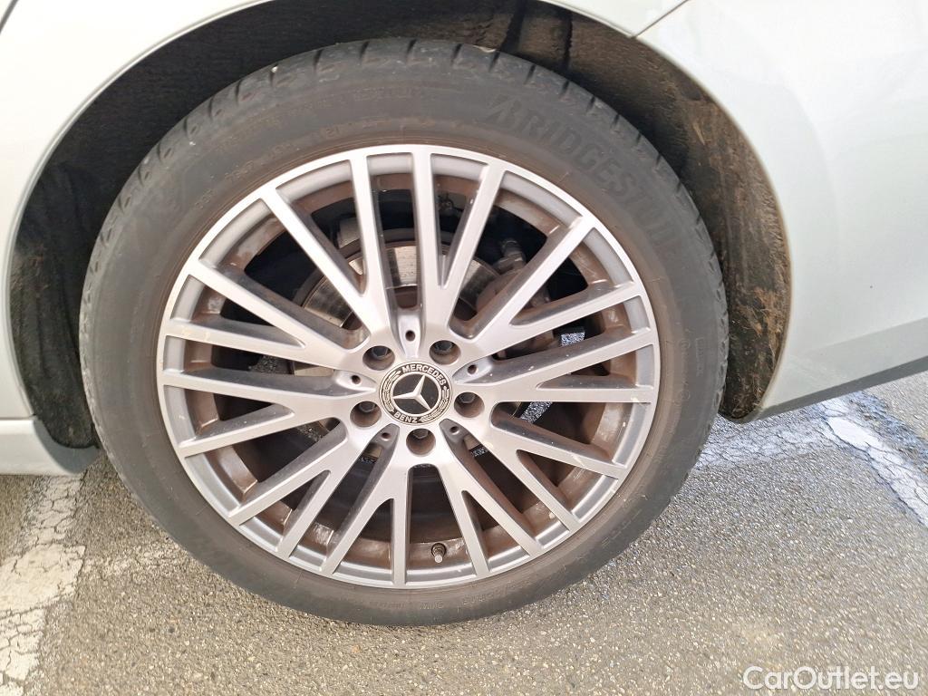 Mercedes  CLA-Klasse MERCEDES-BENZ CLA Coupe  2019  4P  Coupé CLA 180 d Business Line BA8 #49