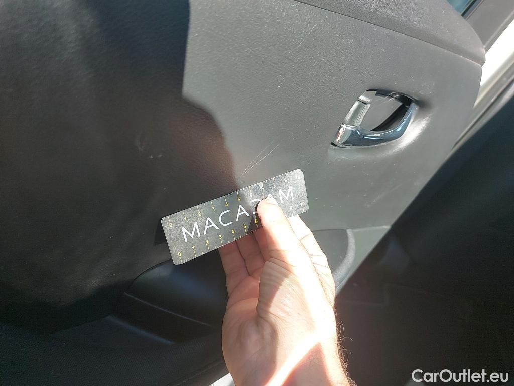  Nissan  Leaf NISSAN  / 2017 / 5P / berlina con portón 40kWh Acenta #16