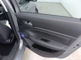  Peugeot  308 Peugeot  SW 1.5 BlueHDi 130 S&S EAT8 Roadtrip 5d #47