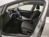  Volkswagen  Golf  Volkswagen VIII 1.0 TSI 81kW Life Business 5d #3