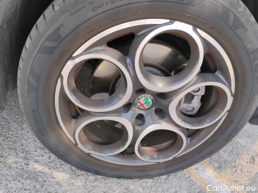  Alfa Romeo  TONALE  Ti 1.5 160CV AT7 E6d #7