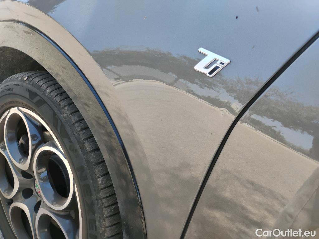  Alfa Romeo  TONALE  Ti 1.5 160CV AT7 E6d #14