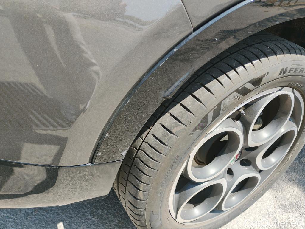  Alfa Romeo  TONALE  Ti 1.5 160CV AT7 E6d #21