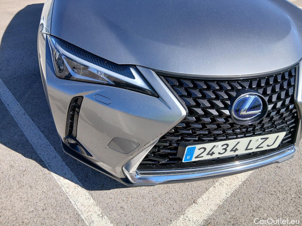  Lexus  UX LEXUS  / 2018 / 5P / todoterreno 2.0 250h Business (AC2) #20