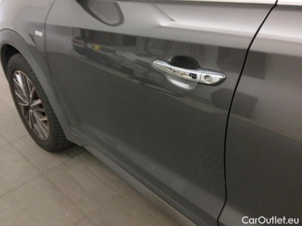  Hyundai  Tucson HYUNDAI  / 2018 / 5P / todoterreno 1.6 CRDI 85kW (116CV) 48V Tecno 4X2 #23