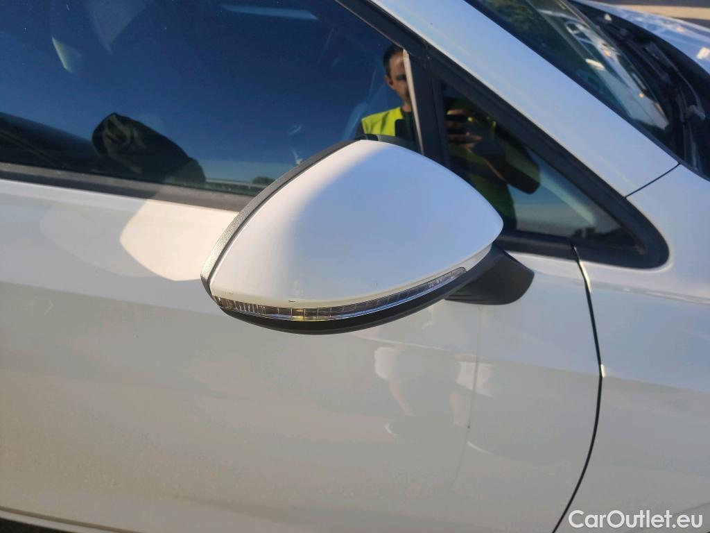  Volkswagen  Golf  VIII Berlina 1.0 TSI 110CV MT6 E6d #22