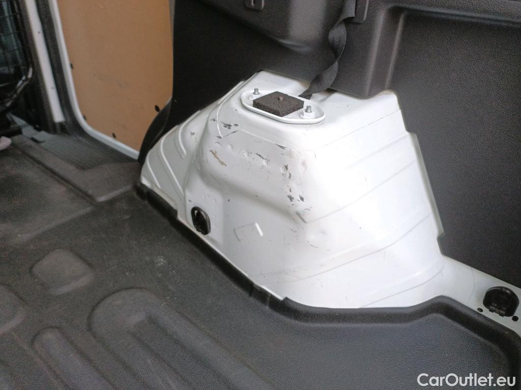  Ford  Transit  Courier Trend 1.5 TDCi 75CV MT6 E6dT #22