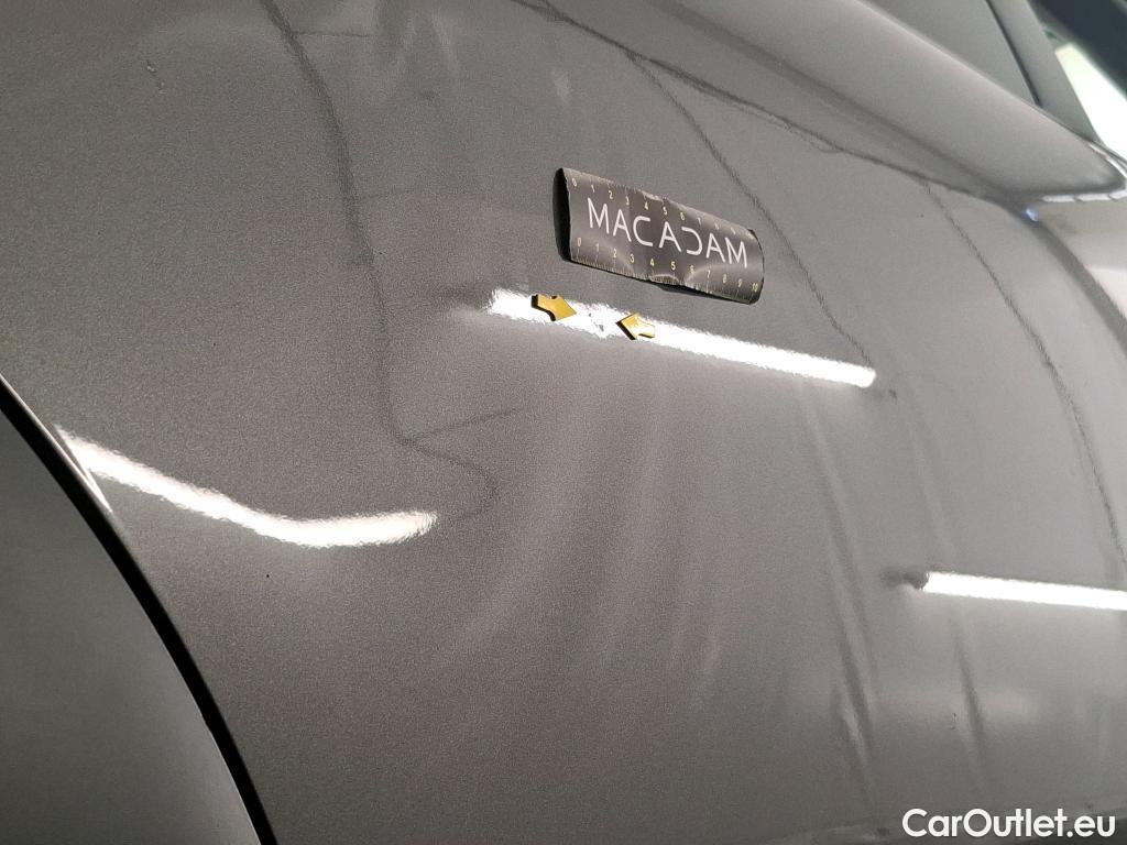  Citroen  C4 Cactus CITROEN  / 2017 / 5P / Berline PureTech 130 S&S EAT6 Shine #29