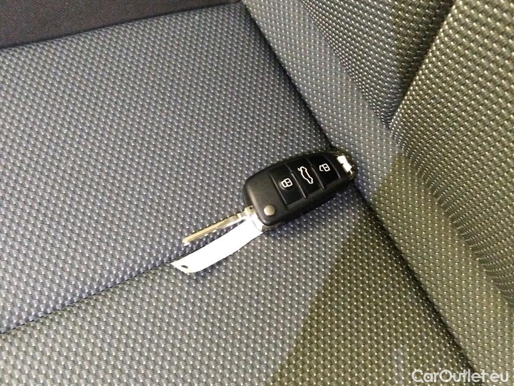  Audi  Q2  30 TFSI design 1.0 TFSI 115CV MT6 E6dT #1