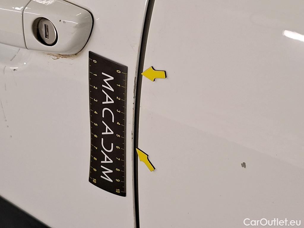  Citroen  C3  Société Feel Nav 1.2 PureTech 80CV BVM5 E6 #23