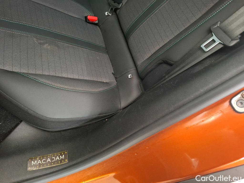  Peugeot  2008  Allure Pack 1.5 HDi 130CV BVA8 E6d #10