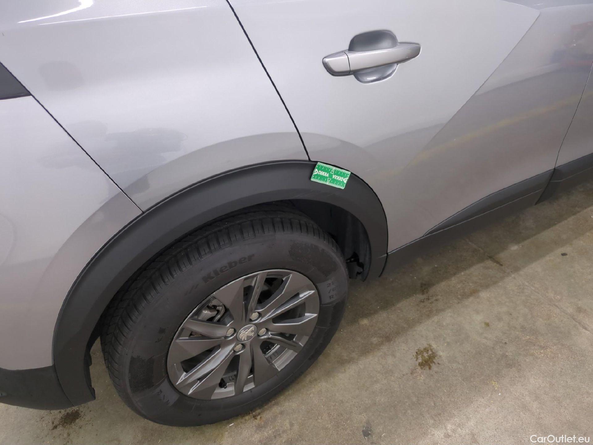  Peugeot  2008  Active Business 1.2 PureTech 130CV BVA8 E6d #7