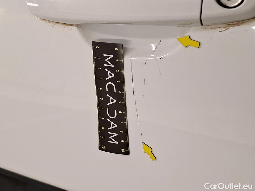  Citroen  C3  Société Feel Nav 1.2 PureTech 80CV BVM5 E6 #24