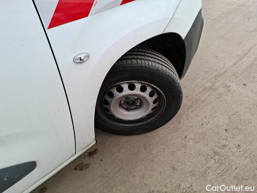  Citroen  Berlingo  Fourgon Club M 1000 1.5 BlueHDi 100CV BVM5 E6dT #22