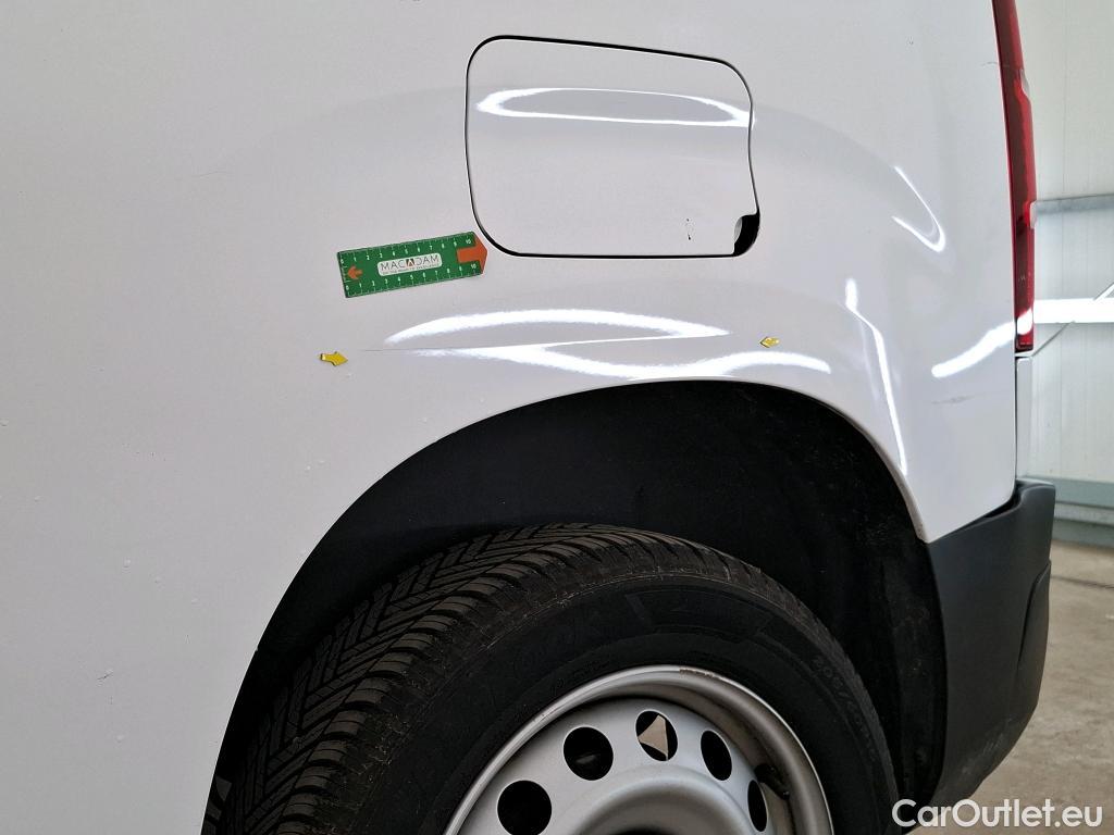  Citroen  Berlingo CITROEN  VU 4p Fourgonnette M 1000kg BHDi 100 SandS BVM Driv #2