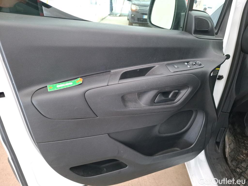  Citroen  Berlingo CITROEN  VU 4p Fourgonnette M 1000kg BHDi 100 SandS BVM Driv #40