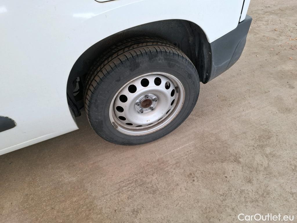  Citroen  Berlingo  Fourgon Club M 1000 1.5 BlueHDi 100CV BVM5 E6dT #20