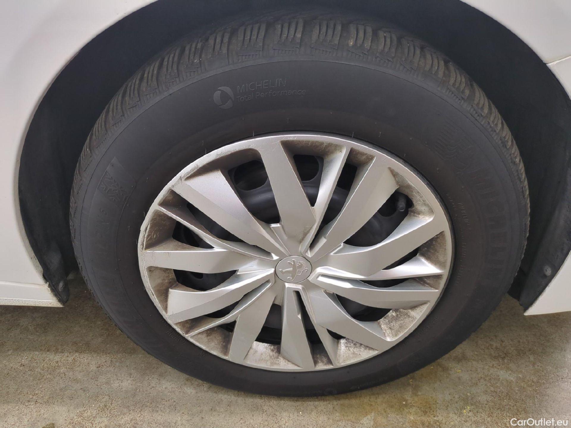 Peugeot  208  Premium 1.5 HDi 100CV BVM6 E6d #5