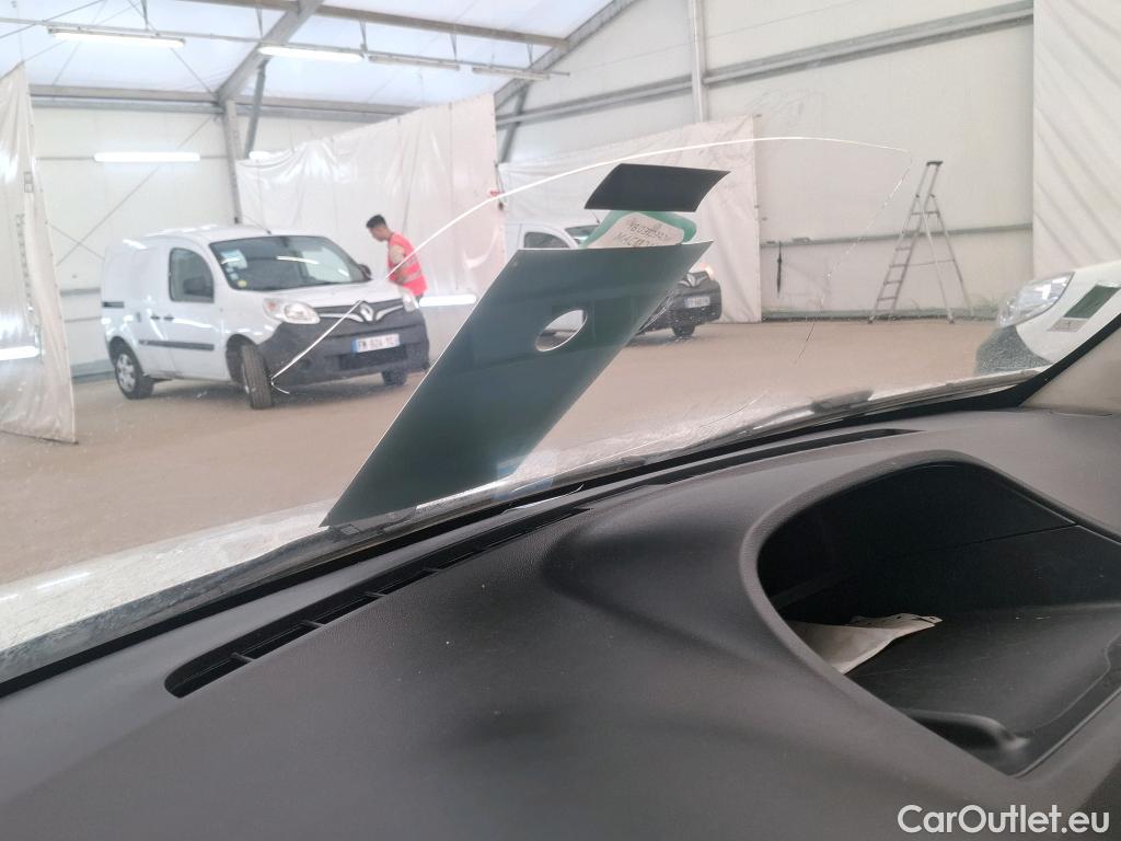  Renault  Kangoo  II Express Grand Confort (L1) 1.5 dCi 80CV BVM6 E6dT #25