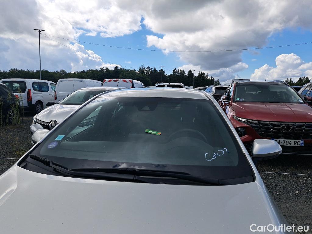  Toyota  Corolla TOYOTA  / 2018 / 5P / Berline Hybride 122h Dynamic Business #34