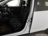  Dacia  Duster DACIA  / 2018 / 5P / SUV 1.5 BLUE DCI 115CV 4X4 COMFORT #137