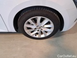  Skoda  Superb SKODA  WAGON / 2019 / 5P / STATION WAGON 2.0 TDI EVO 110KW STYLE DSG #27