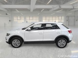  Volkswagen  T-ROC VOLKSWAGEN  / 2017 / 5P / SUV 2.0 TDI SCR BUSINESS BMT DSG #8