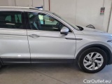  Volkswagen  Tiguan VOLKSWAGEN  / 2020 / 5P / SUV 2.0 TDI SCR 110KW ELEGANCE DSG #40