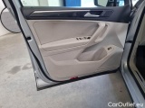  Volkswagen  Tiguan VOLKSWAGEN  / 2020 / 5P / SUV 2.0 TDI SCR 110KW ELEGANCE DSG #89