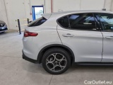 Alfa Romeo   STELVIO ALFA ROMEO / 2017 / 5P / SUV 2.2 TD 190 CV SPRINT AT8 Q4 #36