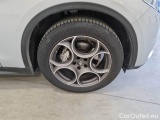  Alfa Romeo   STELVIO ALFA ROMEO / 2017 / 5P / SUV 2.2 TD 190 CV SPRINT AT8 Q4 #57