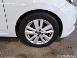  Nissan  Micra NISSAN  / 2016 / 5P / BERLINA IG¿T 100 ACENTA #34