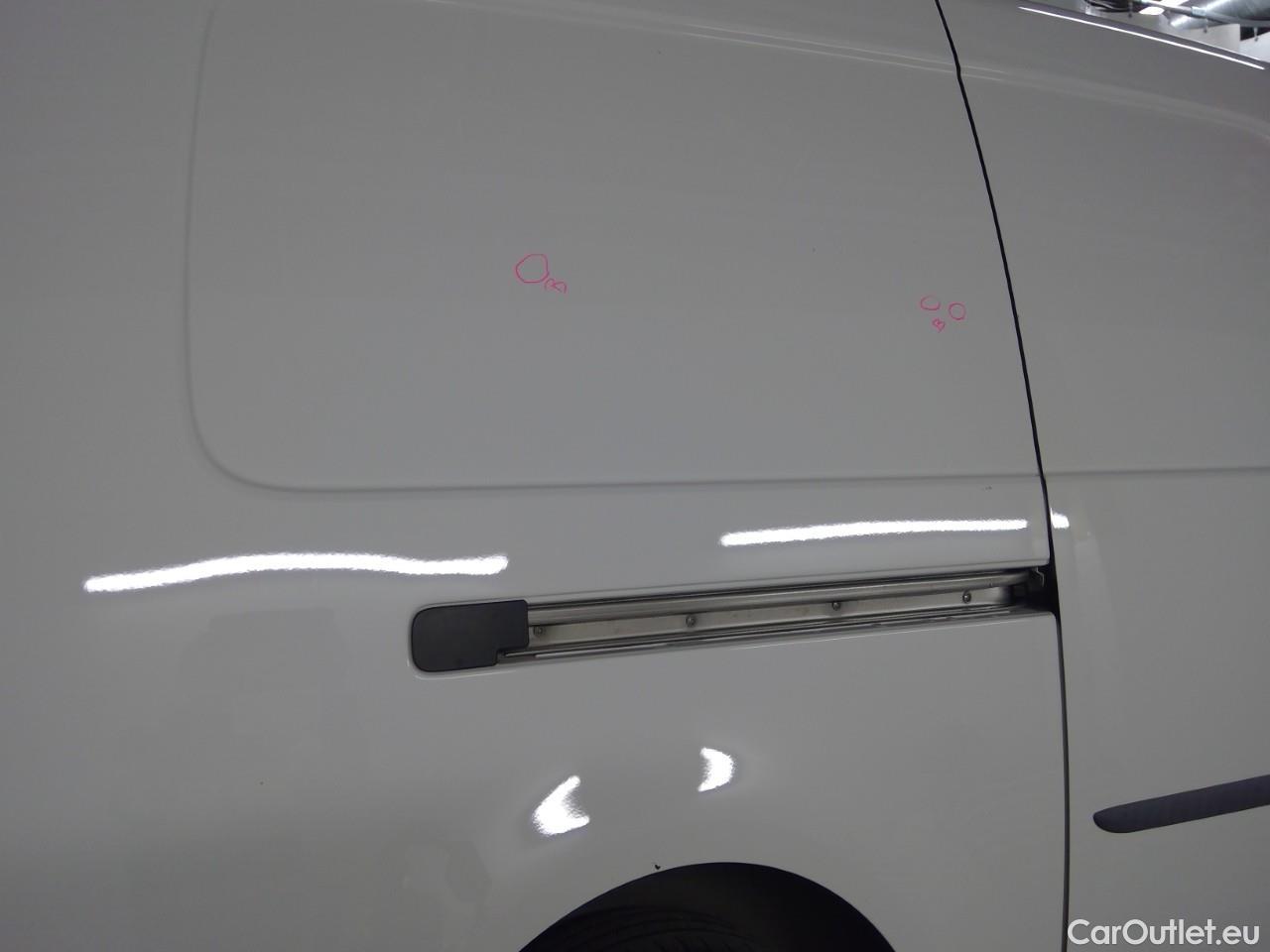  Volkswagen  Caddy  TDI 75 Maxi Aut #14