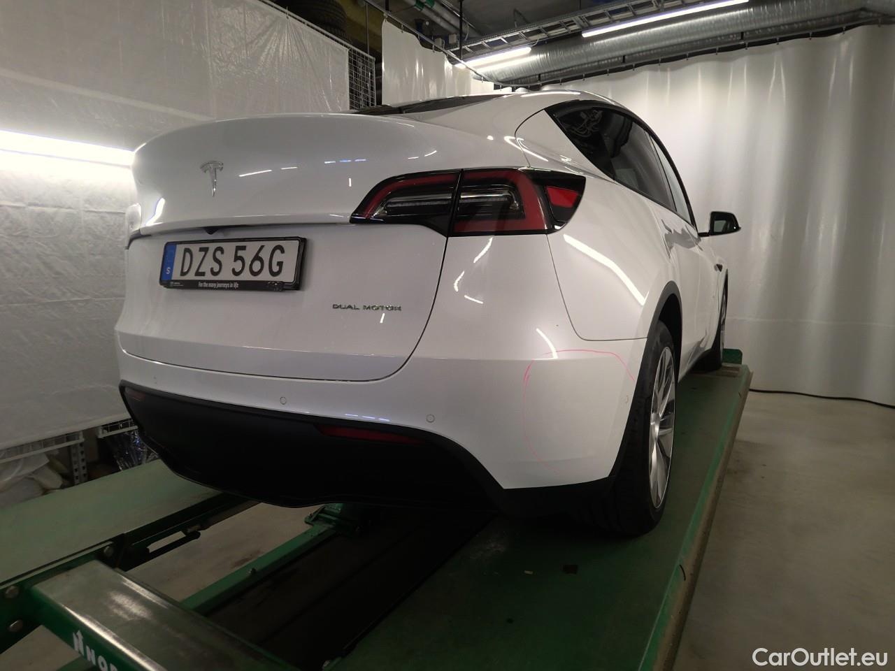  Tesla  Model Y  75kWh Long-Range AWD #30