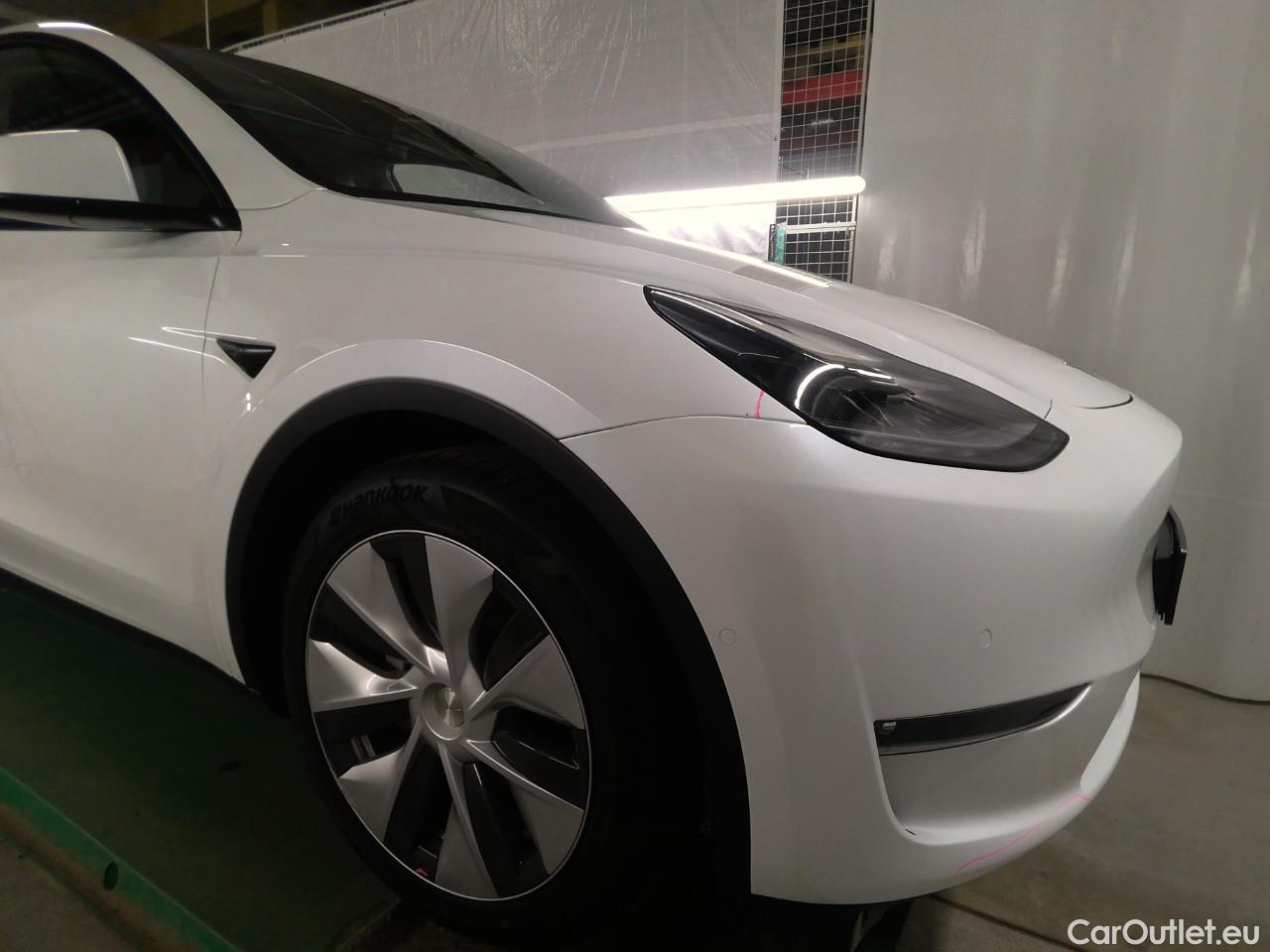  Tesla  Model Y  75kWh Long-Range AWD #18